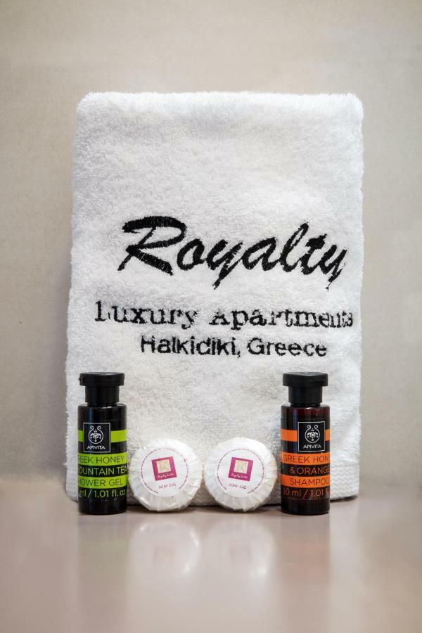 Royalty Suites Loft นิกิติ ภายนอก รูปภาพ